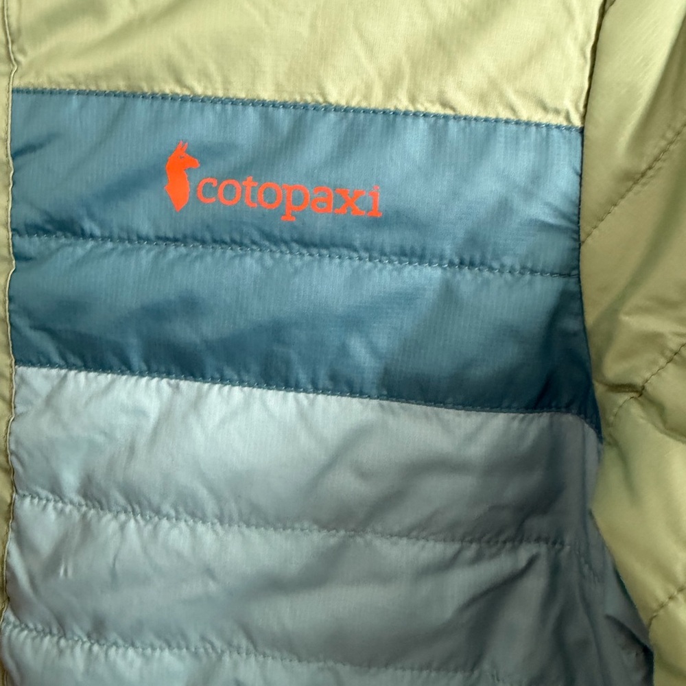Cotopaxi Kids' Blue and Green Puffer Jacket